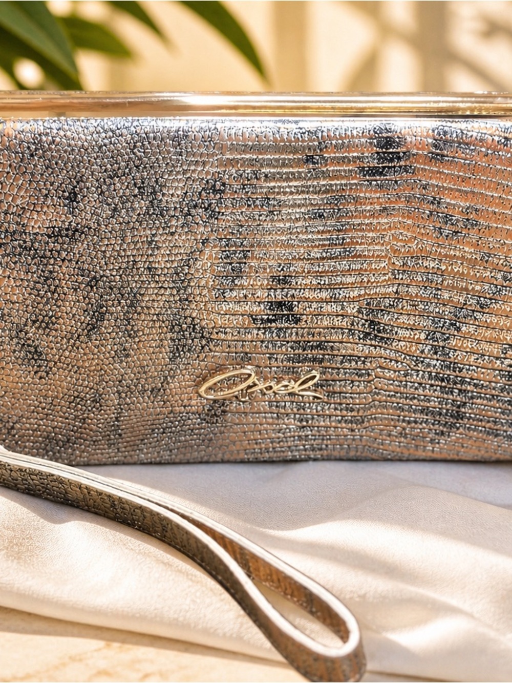 Vintage Axel Metallic Snakeskin Embossed Clutch Wristlet Evening Bag